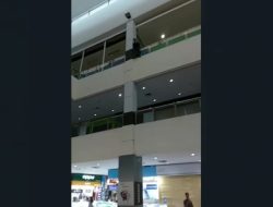 Seorang Mahasiswa Mencoba Bunuh Diri dari Lantai 4 Plaza Andalas, Ini Alasanya