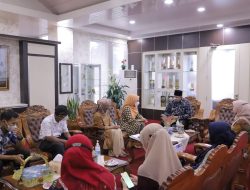 Wako Solok Serahkan Santunan BPJS Ketenagakerjaan