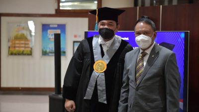 Menpora Amali Hadiri Penganugerahan Guru Besar Kehormatan Unair Surabaya