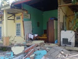 Pasbar di guncang gempa Bupati himbau masyarakat tenang dan tunggu informasi dari BMKG