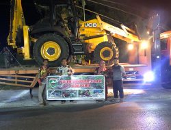 Bupati Solok Serahkan 5 Ton Beras  dan Kerahkan Ekskavator ke Pasaman Barat