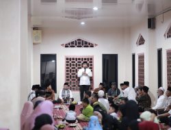 Wawako Solok Buka Bersama 26 Anak Yatim di Masjid Nurul Huda Tembok