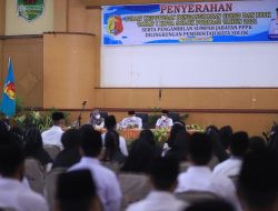 Wako Solok Serahkan SK CPNS dan PPPK