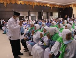 Wako Solok Lepas Keberangkatan Calon Jemaah Haji 2022