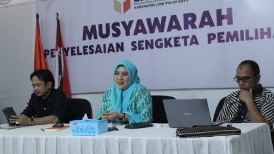 Tingkatkan Layanan Informasi Publik, Bawaslu Lima Puluh Kota Kolaborasi Bersama KI Sumbar