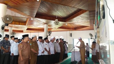 Bupati Lantik Tim Kerja dan Panitia MTQ Pasbar ke-XI