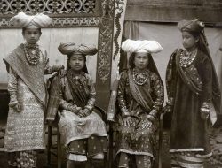 Mengenal Asal Usul Budaya Matrilineal Suku Minangkabau