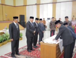 Wako Lantik Pejabat di Lingkungan Pemerintah Kota Solok