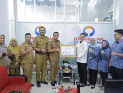 Pemko Solok Terima Penghargaan Dari OMBUDSMAS RI