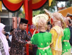 Wawako Hadiri Tamek Kaji dan Pidato di SMP N 4 Kota Solok