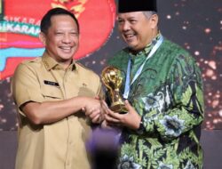 Pemko Solok Meraih UHC Award