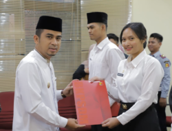 Pemko Solok Serahkan SK CPNS Tamatan STTD tahun 2022