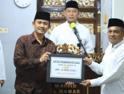 Pemko Solok Bersama Tim Safari Ramadan Kunjungi Masjid Al Manar