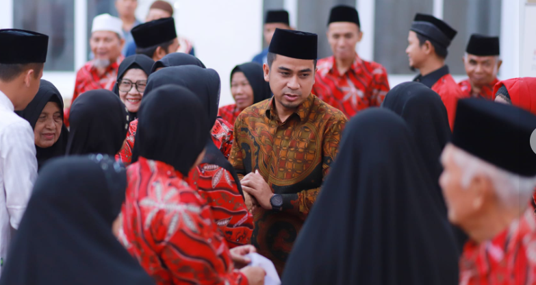 Wawako Solok Lepas Jamaah Umroh