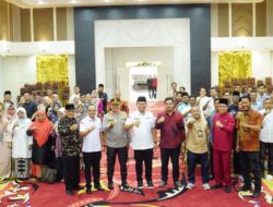 Hadirkan Komisioner Komisi Informasi, Pemkab Dharmasraya Tingkatkan Keterbukaan Informasi Publik Lewat Bimtek