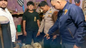 Polsek Pulau Punjung Amankan 185 Liter Miras Ilegal
