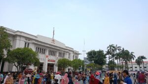 Kawasan Perkotaan Tua Ramai Pengunjung Saat Libur Natal