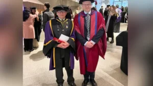 Momen Haru Kolonel Frega Wenas, Akhirnya Wisuda S3 di London