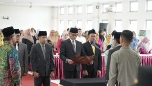 Dilantik Bupati, Herman Azmar Resmi Jabat Sekretaris Daerah Lima Puluh Kota