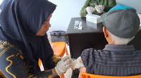 Dinkes Kota Solok Berikan Vaksin Calon Jamaah Haji