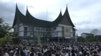 Pemko Payakumbuh Gelar Salat Idul Fitri 1445 Hijriah Di Halaman Balaikota