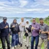 guru-besar-utm-kagumi-keindahan-alam-pessel,-tertarik-kerja-sama-soal-pengelolaan-mangrove