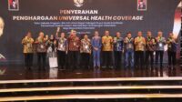 Serius Dalam Menjamin Kesehatan Warga, Payakumbuh Terima Penghargaan UHC 2024
