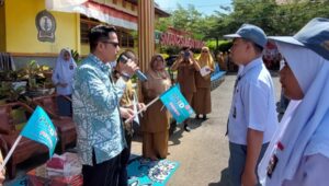 Komitmen KIP, SMAN 2 Sungai Tarab Kukuhkan 210 Duta Informasi