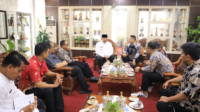 Wako Solok Menerima Audiensi Komite Nasional Ekonomi Syariah