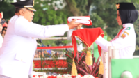 Wako Solok Menjadi Irup Upacara Pengibaran Bendera HUT RI ke-79 di Kota Solok