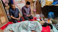 YB. Dt. Parmato Alam Kunjungi Merianti Penderita Tumor di Payakumbuh