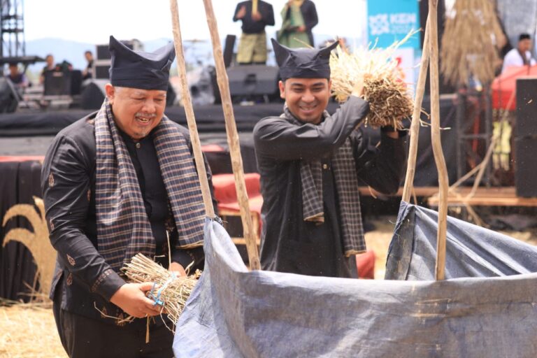 Rang Solok Baralek Gadang 2024, Semarak Membumikan Tradisi Kota Solok
