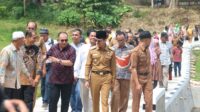 Bupati Lima Puluh Kota Resmikan Jalan Usaha Tani di Guguak VIII Koto