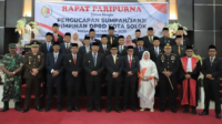 Wako Bersama Wawako Solok Hadiri Rapat Paripurna Pengucapan Sumpah/Janji Pimpinan DPRD Kota Solok Masa Jabatan 2024-2029