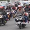 pemudik-motor-mulai-padati-jalur-pantura-cirebon