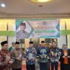 silaturahmi-syawal-muhammadiyah,-bank-nagari-simbolis-serahkan-nagari-card