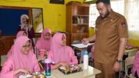 Padang Gelar Perdana Makan Bergizi Gratis