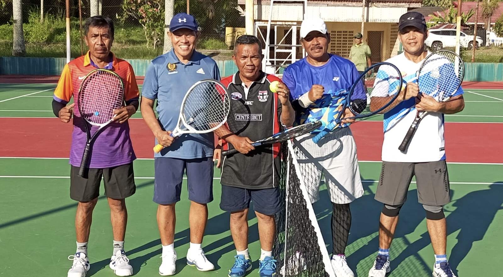 jamu-tim-pelti -sumbar-di-friendly-game,-prof-syahrial-apresiasi-pt-bukit-asam-untuk-pembinaan-petenis