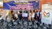 KAI Divre II Peduli Salurkan Ratusan Sembako untuk Komunitas Lokal Solok