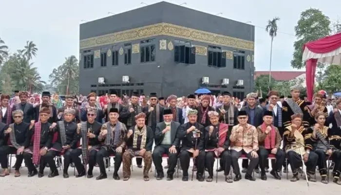 Enam Pangulu Tanjung Dikukuhkan di Panampuang Agam