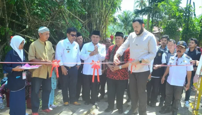 Wali Kota Padang Resmikan Jembatan, Ekonomi Pasa Lalang Meningkat