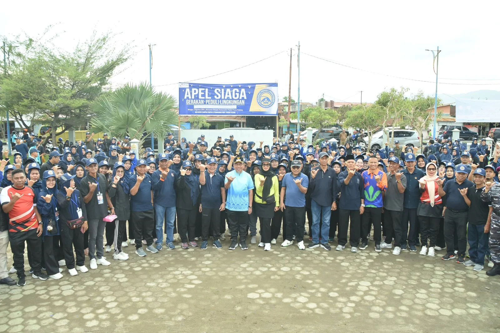 wawako-padang-apresiasi-nasdem,-dukung-progul-padang-rancak-lewat-aksi-peduli-lingkungan