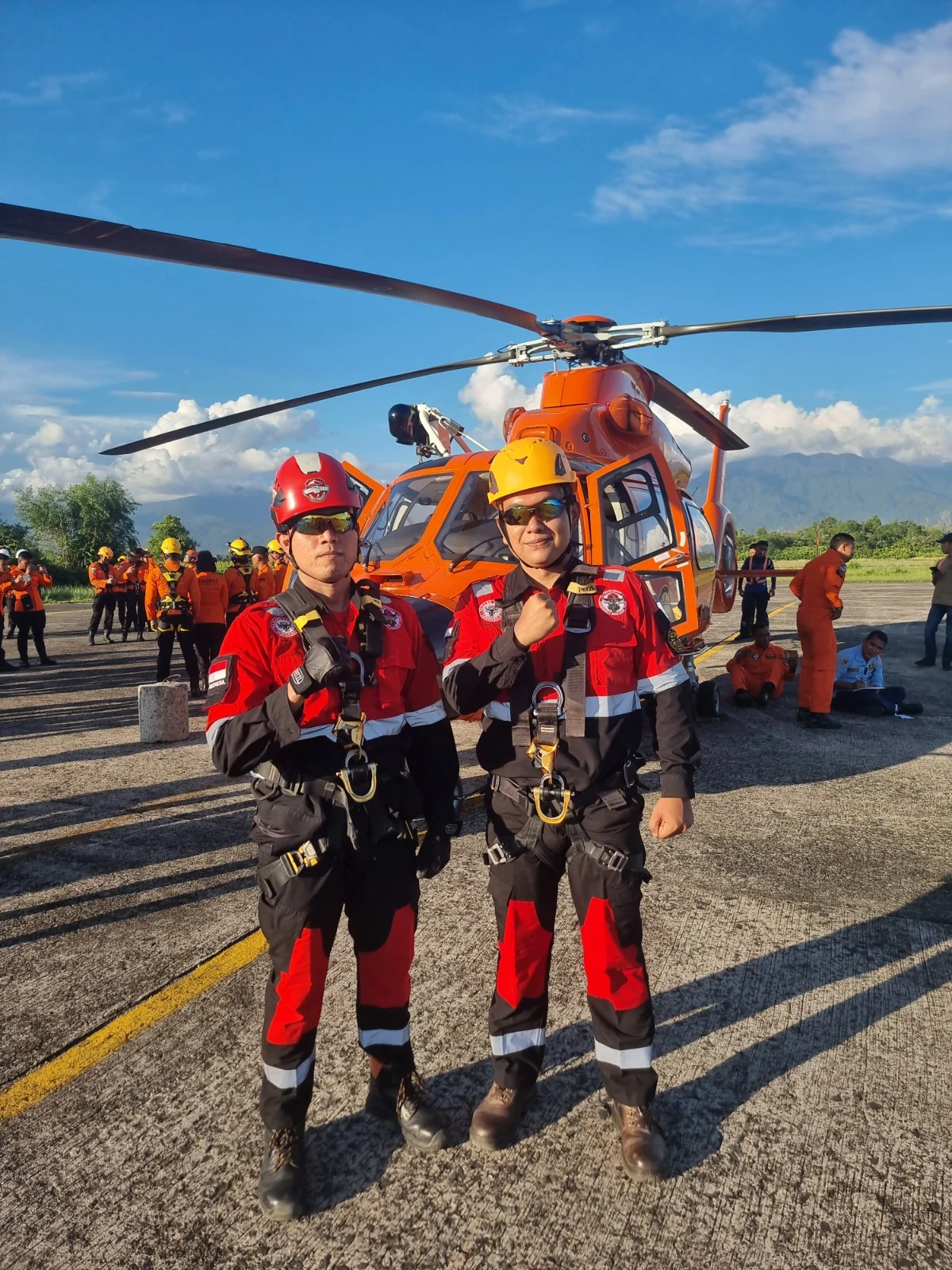 pt-semen-padang-ikut-latihan-gabungan-heli-rescue-basarnas-di-padang
