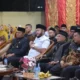 Wali Kota Padang Fadly Amran secara resmi membuka Festival Petatah Petitih yang digelar oleh Group Petatah Petitih Patah Tumbuh Hilang Bacari di bawah naungan Kerapatan Adat Nagari (KAN) Kenagarian Limau Manis, Kamis malam (21/8/2025).