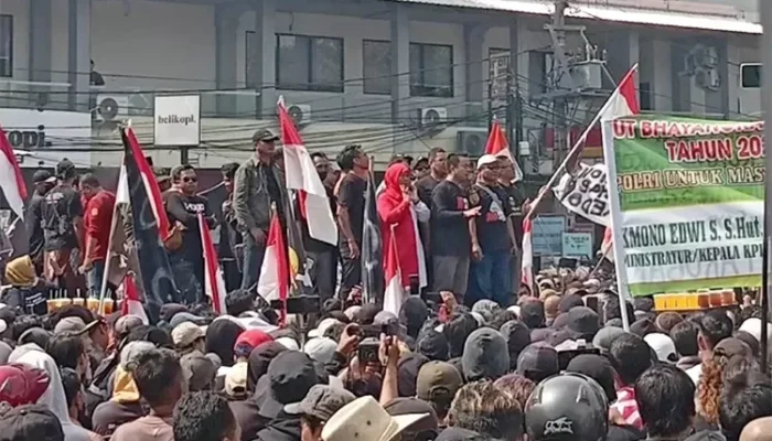 PBB-P2 Naik 250%, Warga Pati Bergerak Desak Bupati Sudewo Lengser