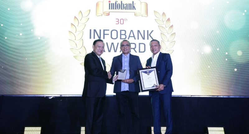 bank-nagari-raih-penghargan-“the-excellent-performance-bank”