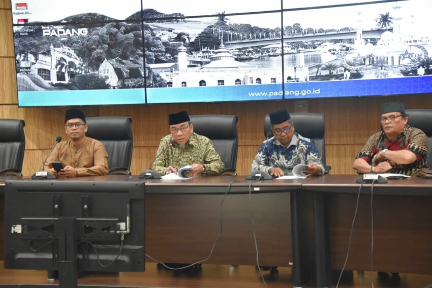 wawako-maigus-nasir-ajak-dmi-sukseskan-program-smart-surau-di-padang