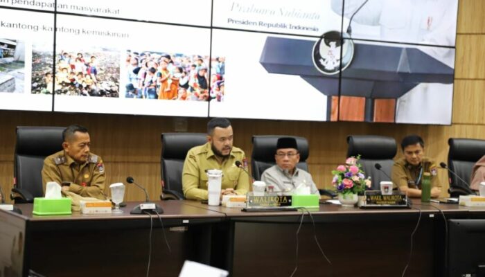 Wali Kota Padang Kejar Target Penurunan Kemiskinan, Koordinasi Lintas Sektor