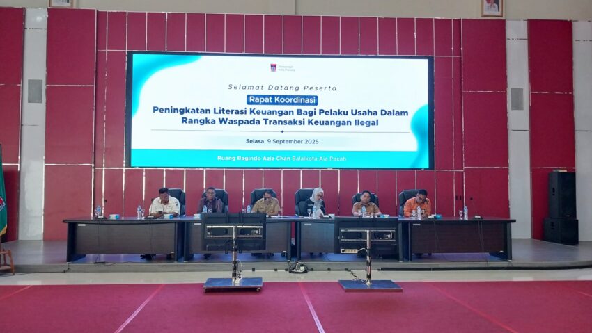literasi-keuangan-kunci-hadapi-transaksi-daring,-pemko-padang-lindungi-umkm-dari-jerat-pinjol-ilegal