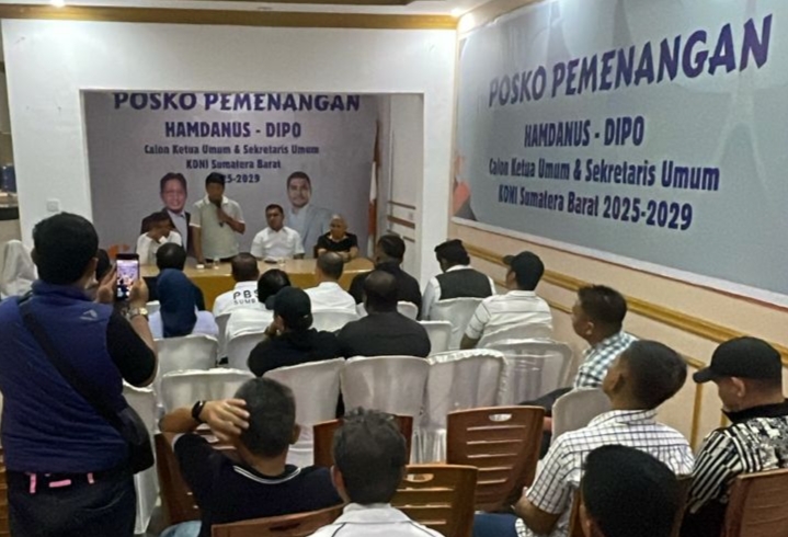 hamdanus–dipo-kibarkan-semangat-baru-olahraga-sumbar,-posko-pemenangan-belanti-diresmikan
